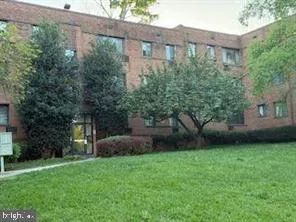 4715 1ST STREET SW #302