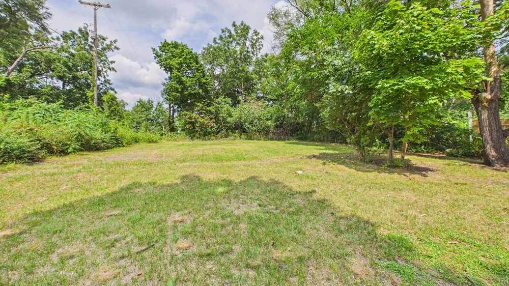 410 Adams Avenue Muskegon, MI 49442