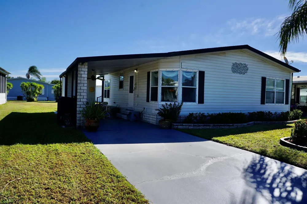 14333 Azucena Court Fort Pierce, FL 34951