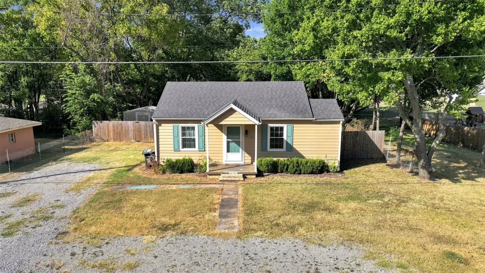 214 W 7th Street Claremore, OK 74017