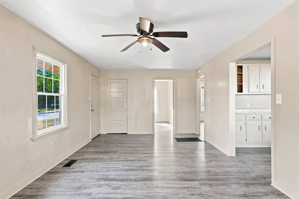 214 W 7th Street Claremore, OK 74017
