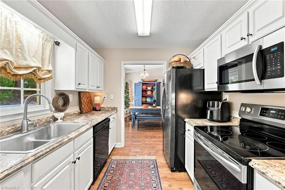 1088 Country place Road Asheboro, NC 27203