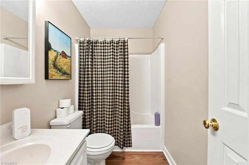 1088 Country place Road Asheboro, NC 27203