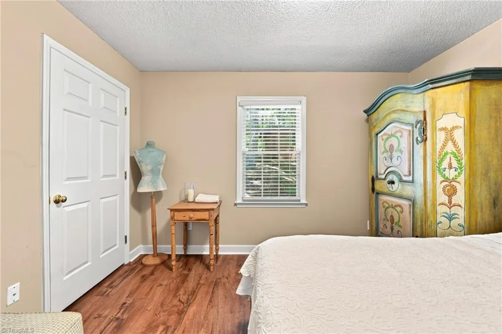 1088 Country place Road Asheboro, NC 27203