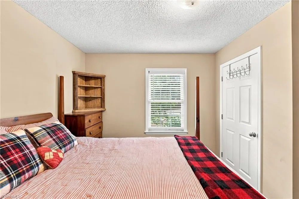1088 Country place Road Asheboro, NC 27203