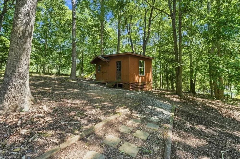 1088 Country place Road Asheboro, NC 27203