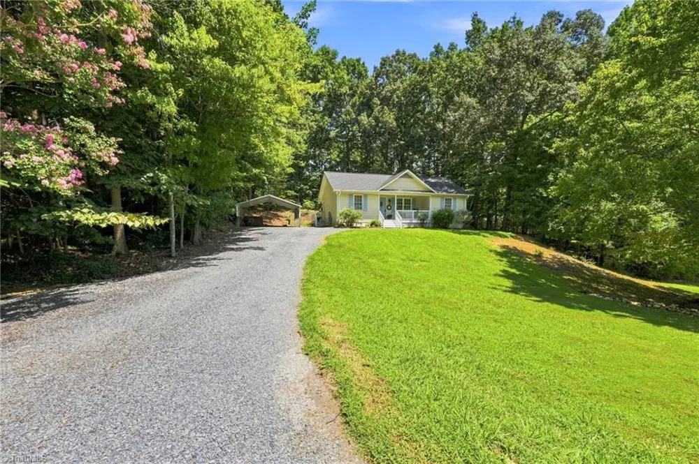 1088 Country place Road Asheboro, NC 27203