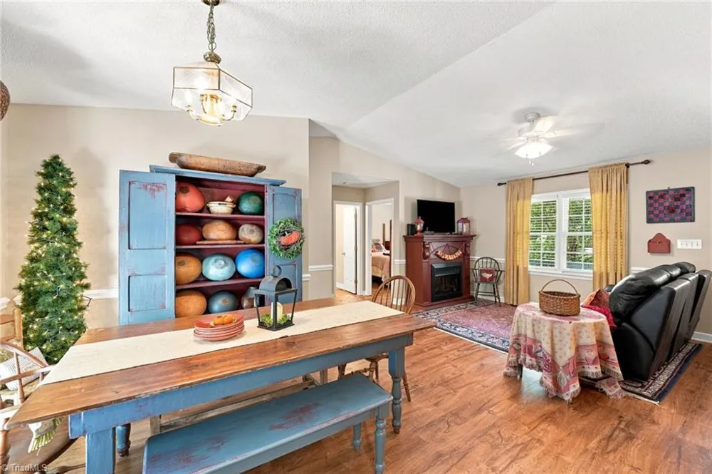 1088 Country place Road Asheboro, NC 27203