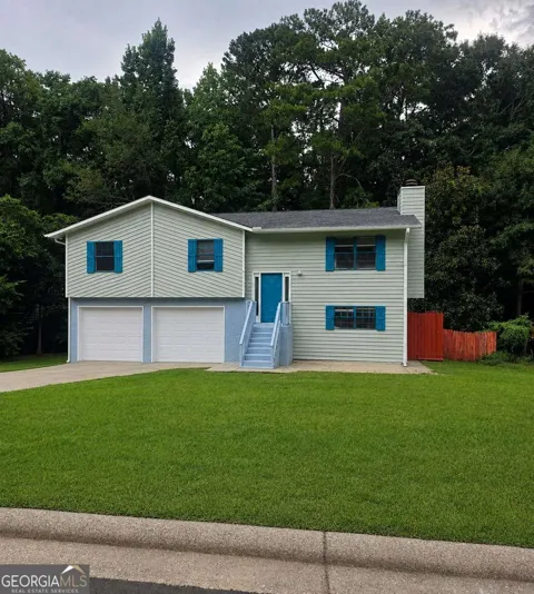 2633 Seneca TRL