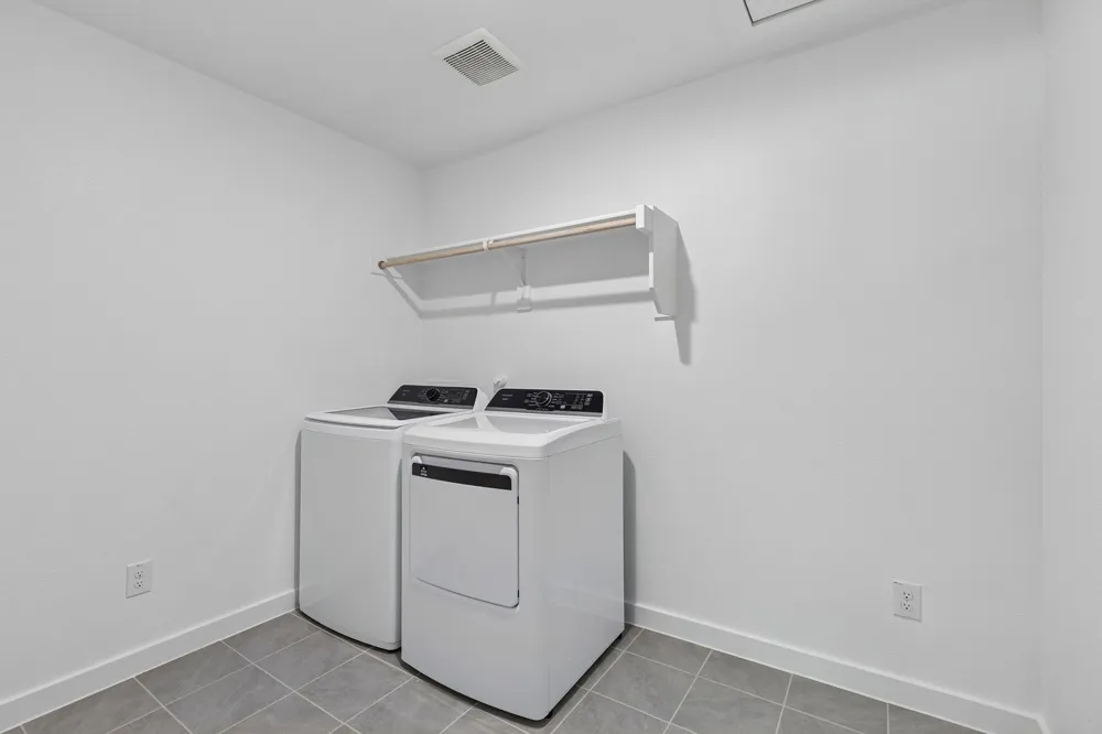 2010 Homestretch Drive Seagoville, TX 75159