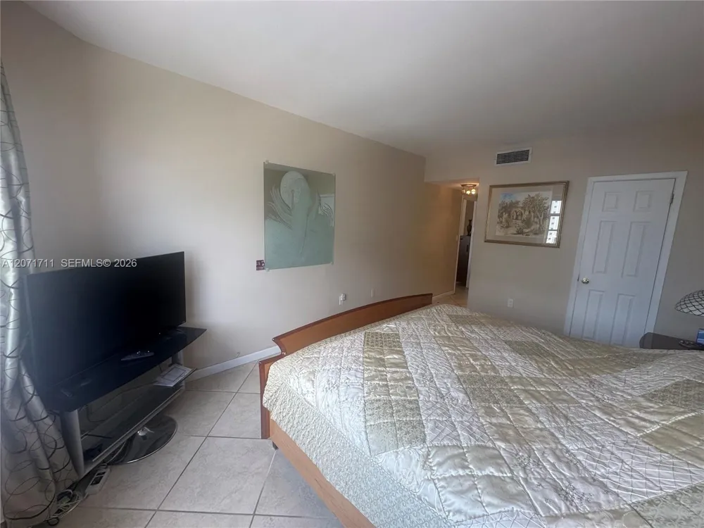 1985 S Ocean Dr #12B Hallandale Beach, FL 33009
