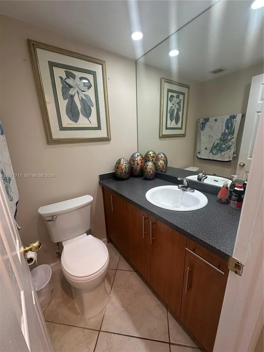 1985 S Ocean Dr #12B Hallandale Beach, FL 33009
