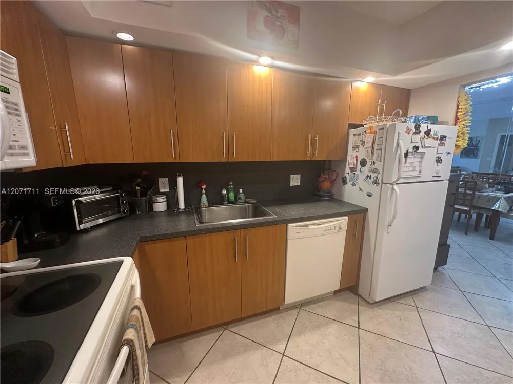 1985 S Ocean Dr #12B Hallandale Beach, FL 33009