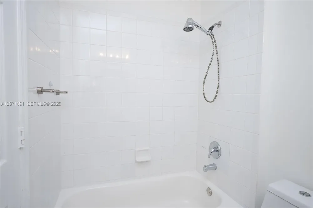16219 Emerald cove road #0 Weston, FL 33331