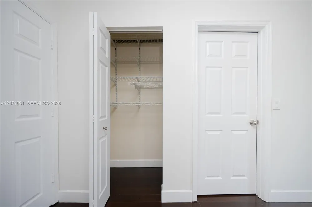 16219 Emerald cove road #0 Weston, FL 33331
