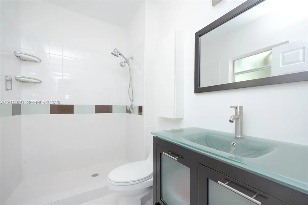 16219 Emerald cove road #0 Weston, FL 33331