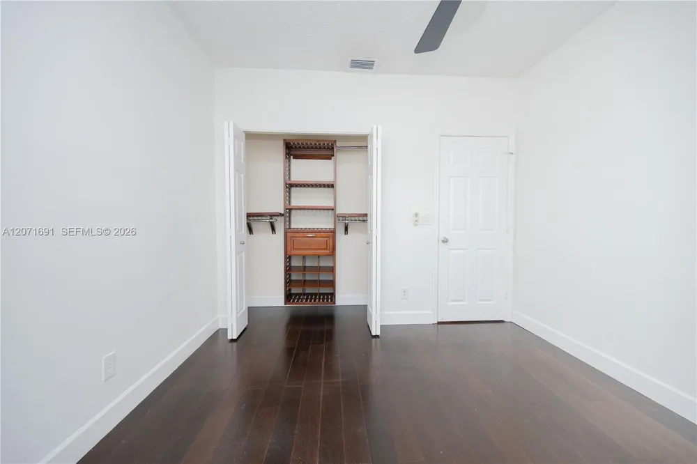 16219 Emerald cove road #0 Weston, FL 33331