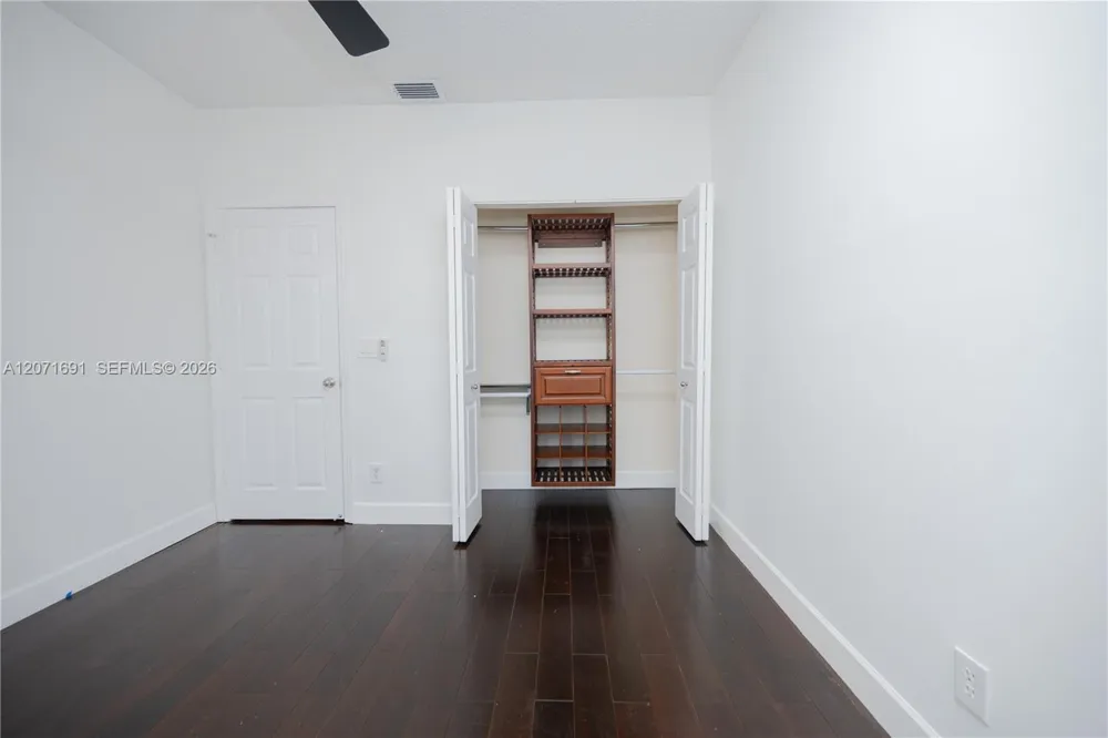 16219 Emerald cove road #0 Weston, FL 33331