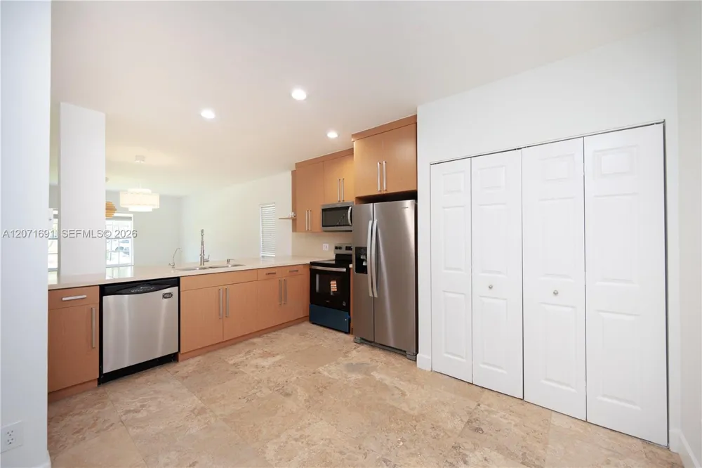 16219 Emerald cove road #0 Weston, FL 33331