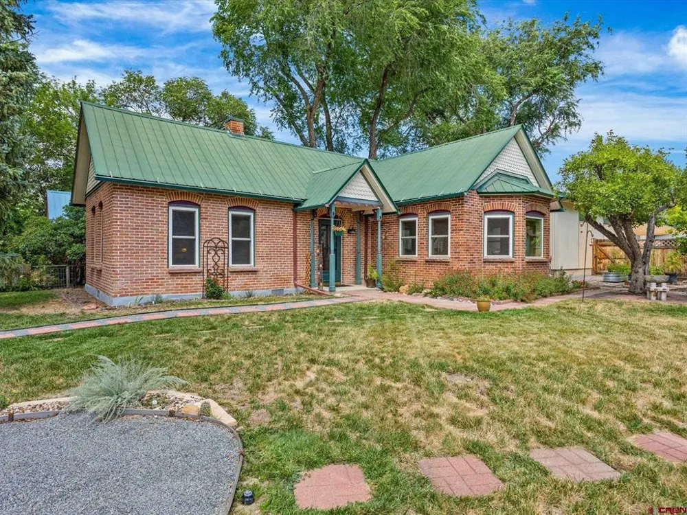 127 Niagara Avenue Paonia, CO 81428