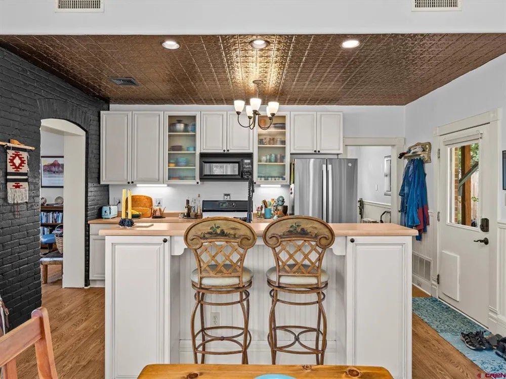 127 Niagara Avenue Paonia, CO 81428