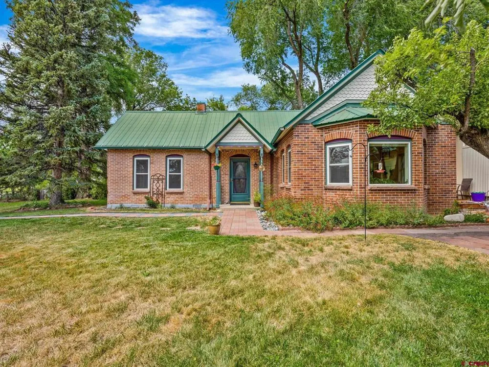 127 Niagara Avenue Paonia, CO 81428