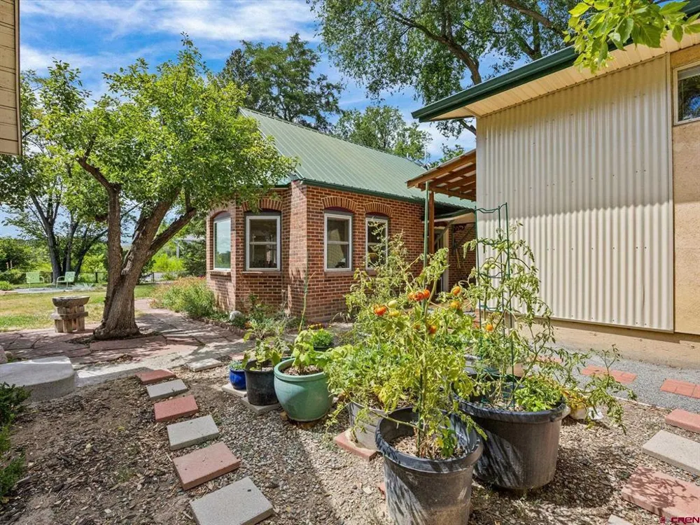 127 Niagara Avenue Paonia, CO 81428