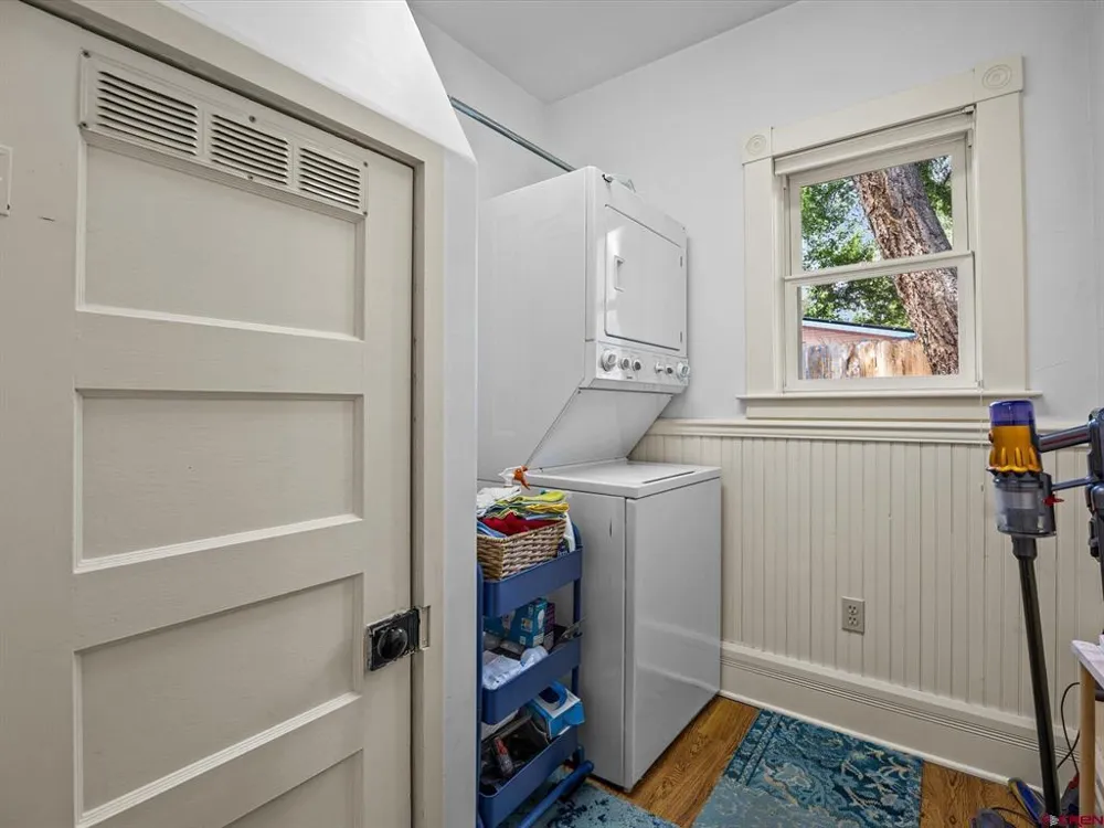 127 Niagara Avenue Paonia, CO 81428