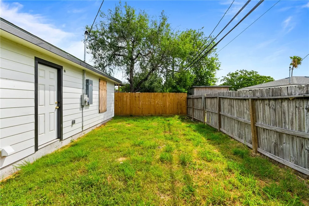 3121 Eisenhower Street Corpus Christi, TX 78416