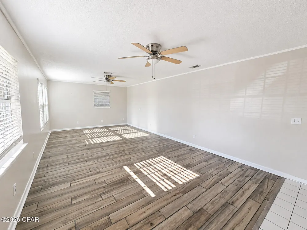 215 S Kimbrel Avenue Panama City, FL 32404
