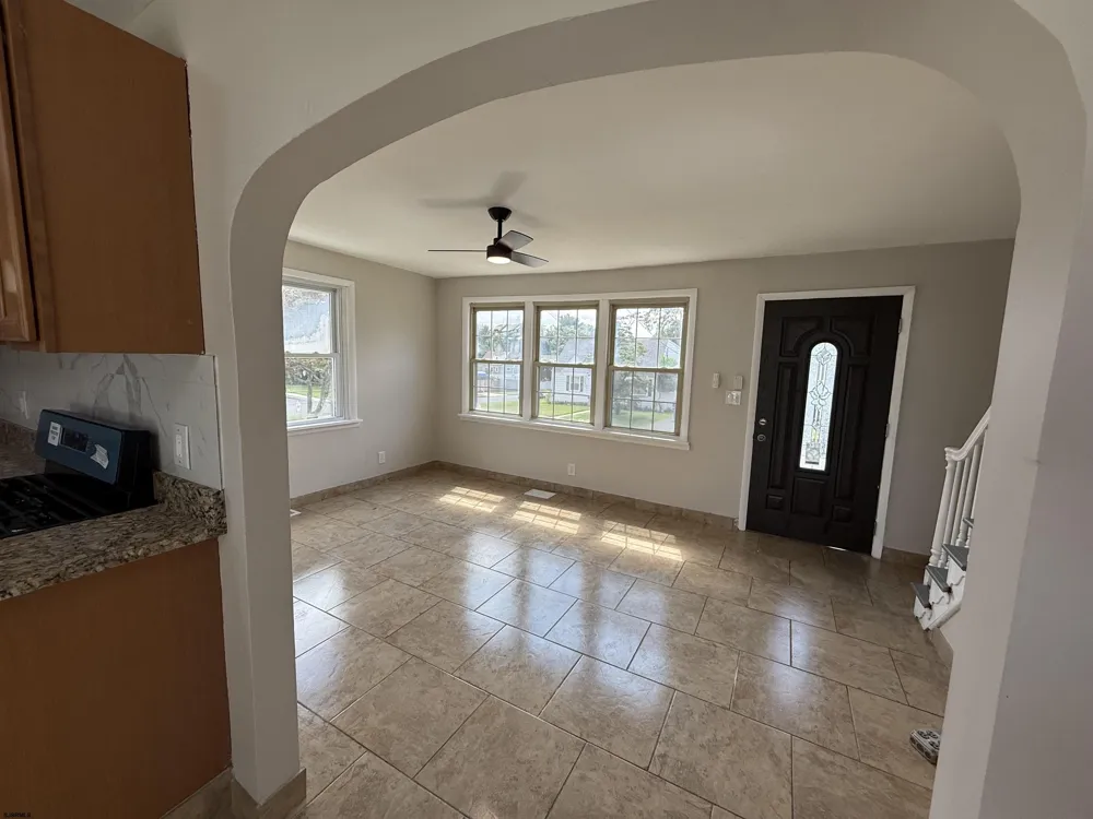 1004 Highland Ave Glendora, NJ 08029
