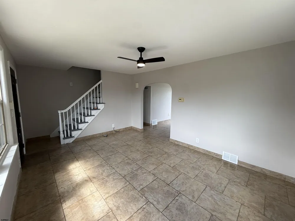 1004 Highland Ave Glendora, NJ 08029