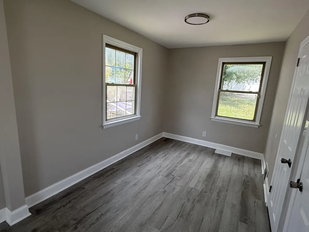 1004 Highland Ave Glendora, NJ 08029