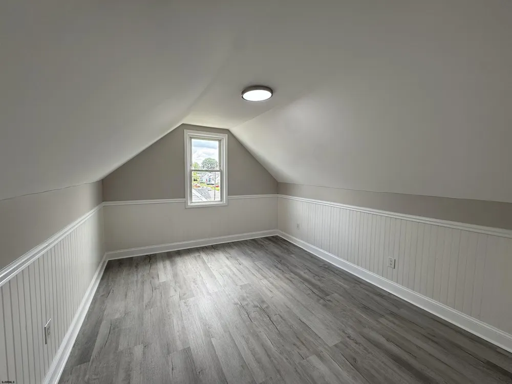 1004 Highland Ave Glendora, NJ 08029