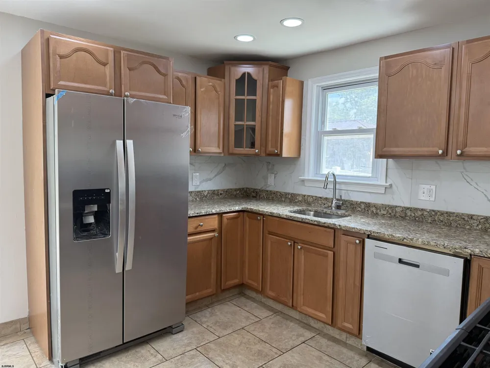 1004 Highland Ave Glendora, NJ 08029