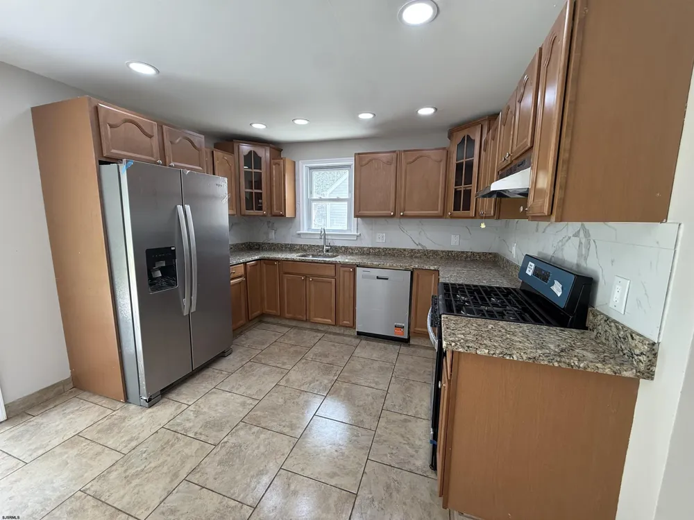 1004 Highland Ave Glendora, NJ 08029