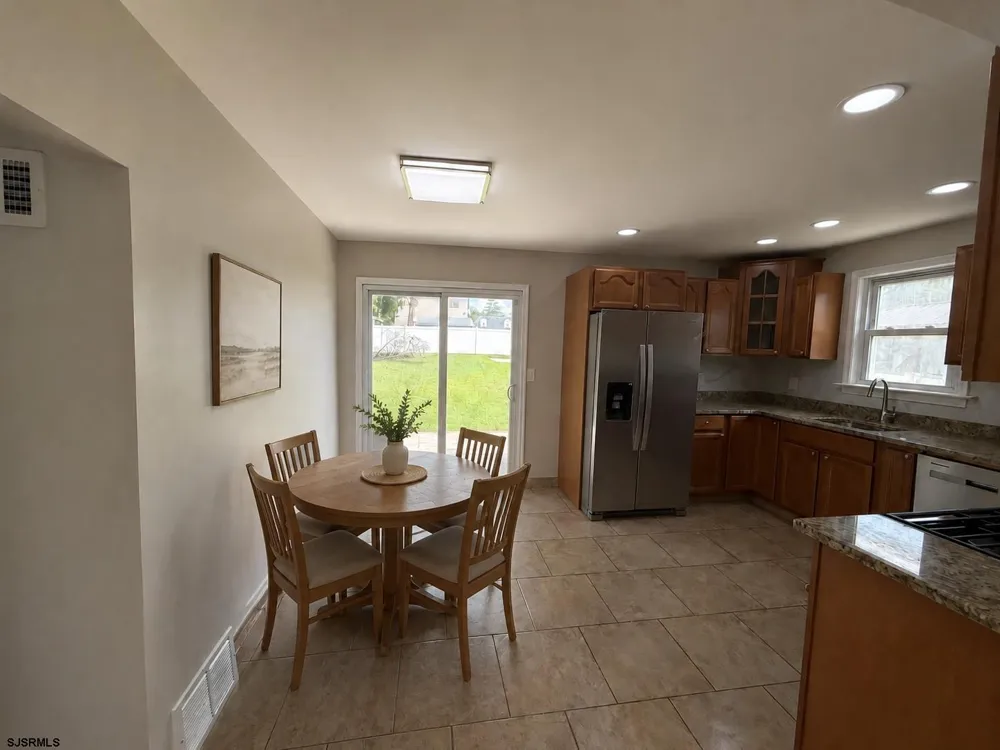 1004 Highland Ave Glendora, NJ 08029