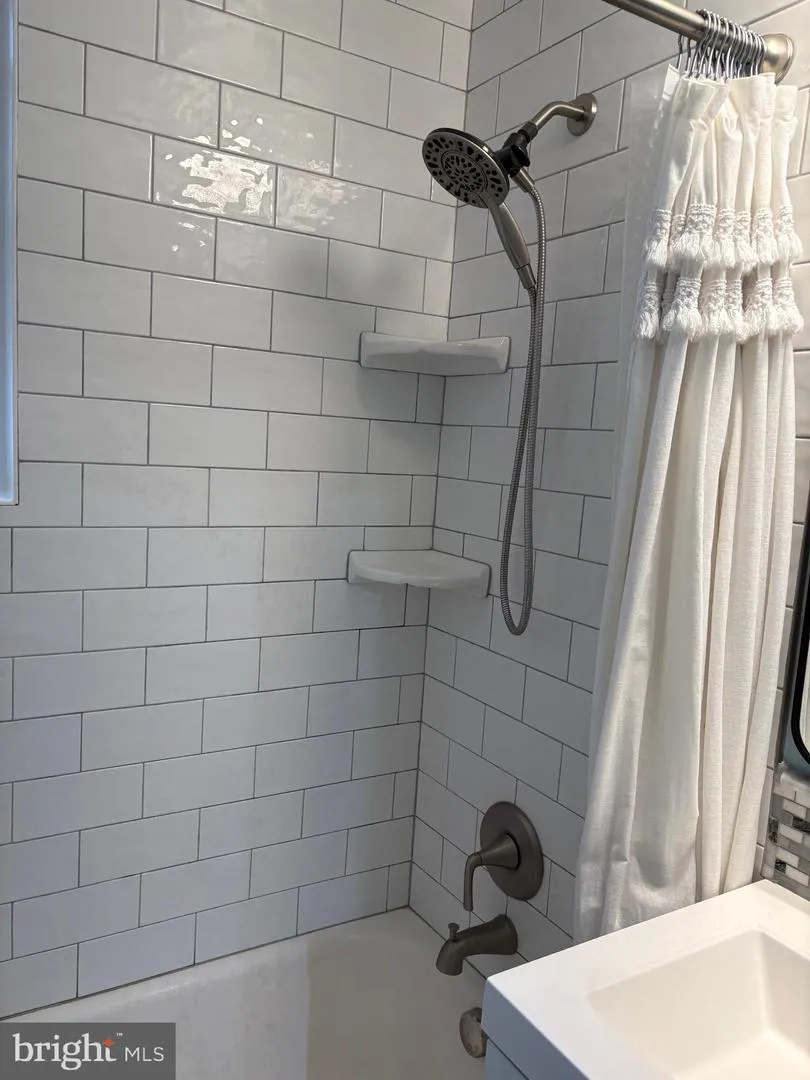206 GEORGE MASON DRIVE #1 Arlington, VA 22203