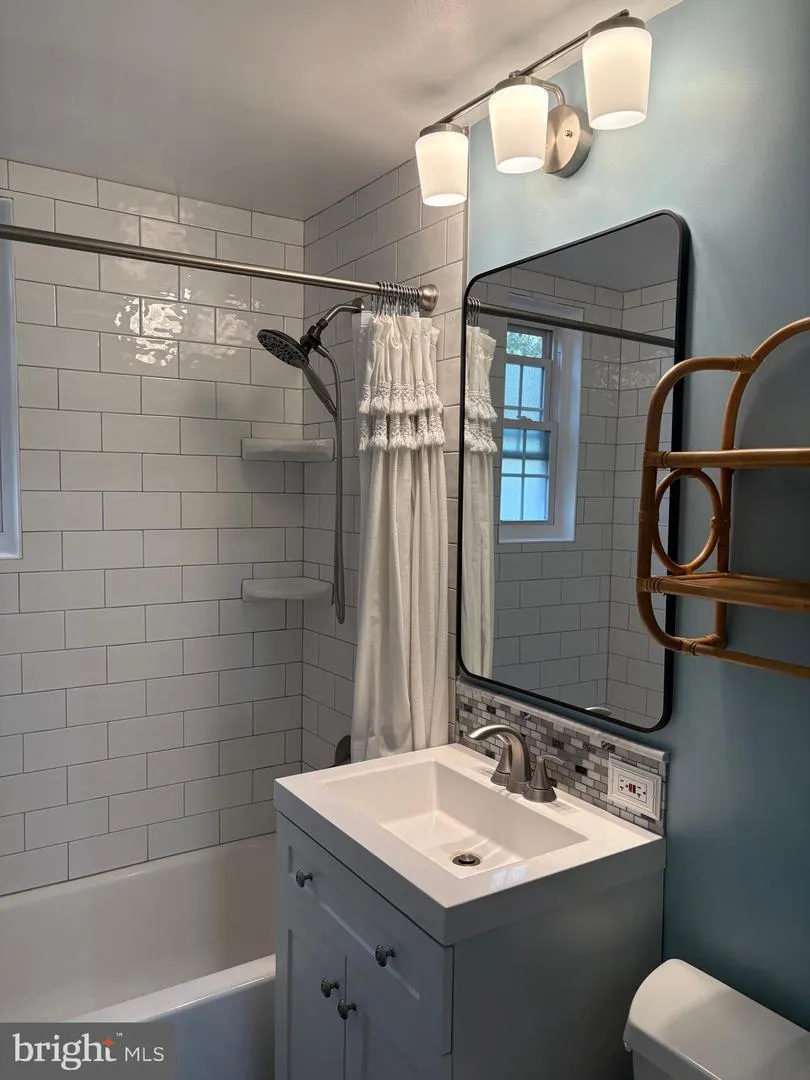 206 GEORGE MASON DRIVE #1 Arlington, VA 22203