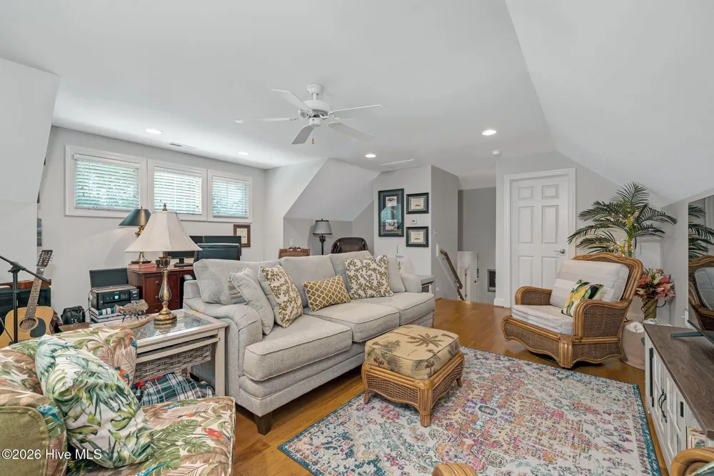 190 W Winding Way Wallace, NC 28466