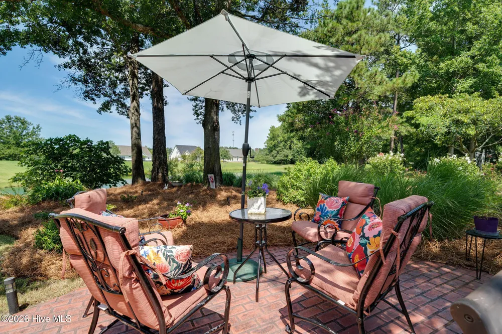 190 W Winding Way Wallace, NC 28466