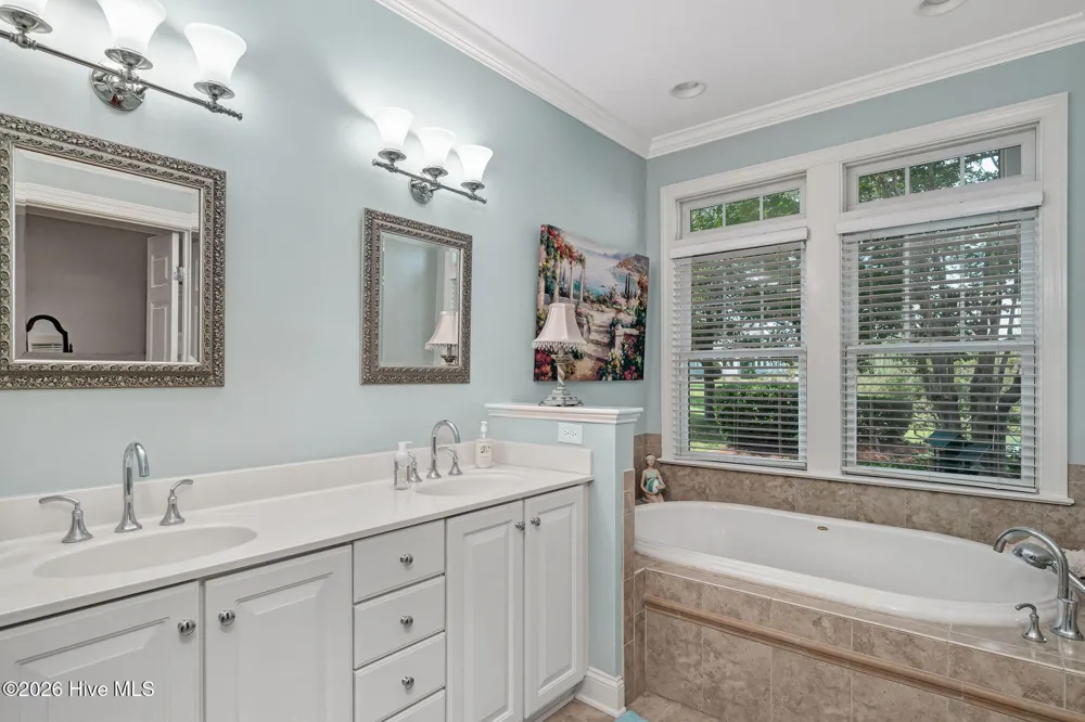 190 W Winding Way Wallace, NC 28466
