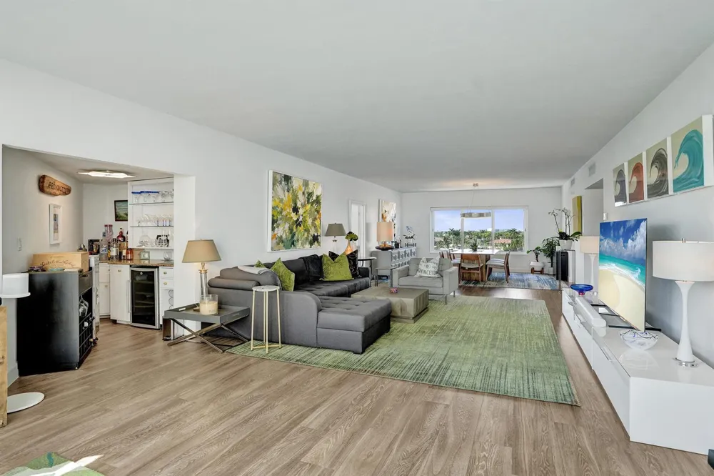 333 Sunset Drive #401 Fort Lauderdale, FL 33301