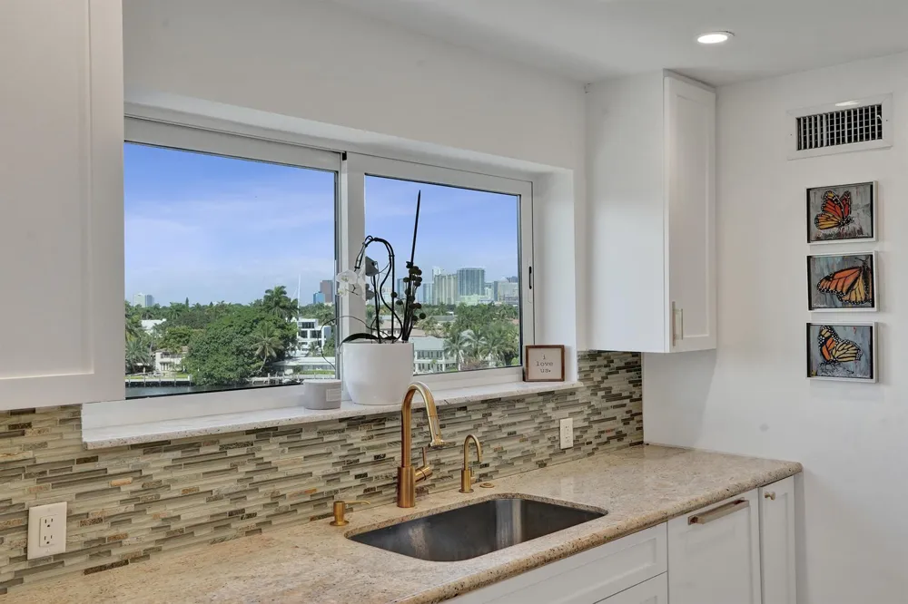 333 Sunset Drive #401 Fort Lauderdale, FL 33301