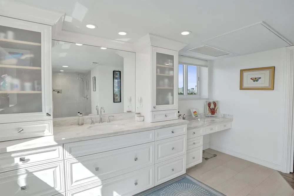 333 Sunset Drive #401 Fort Lauderdale, FL 33301
