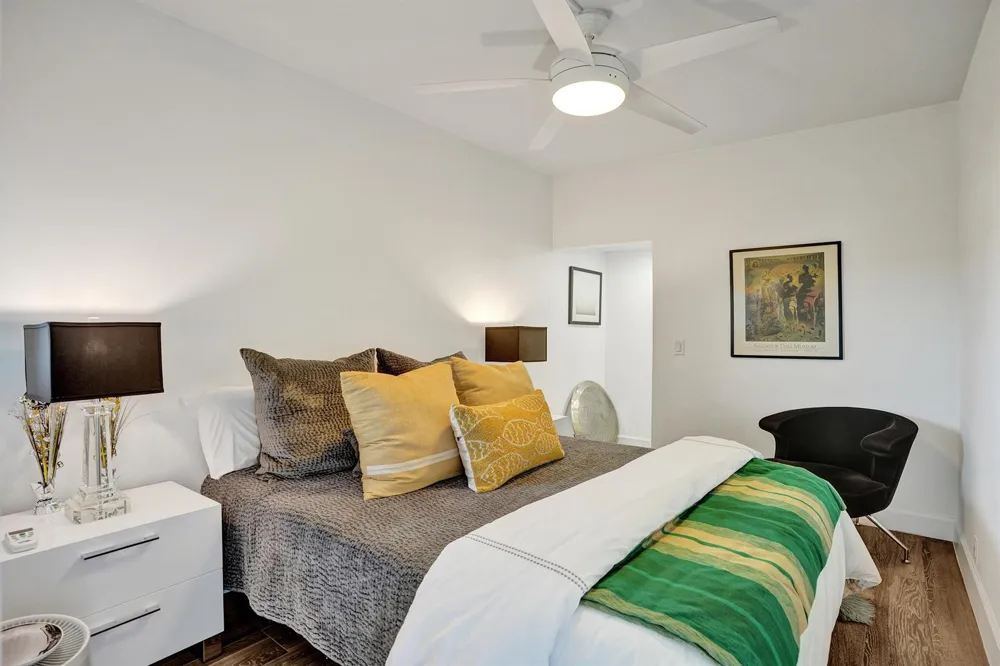 333 Sunset Drive #401 Fort Lauderdale, FL 33301