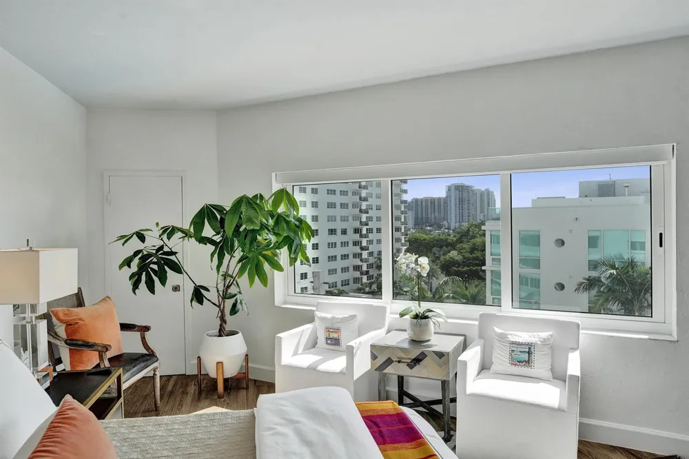 333 Sunset Drive #401 Fort Lauderdale, FL 33301