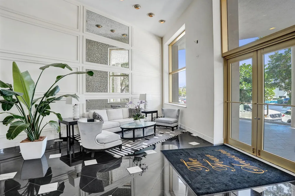 333 Sunset Drive #401 Fort Lauderdale, FL 33301