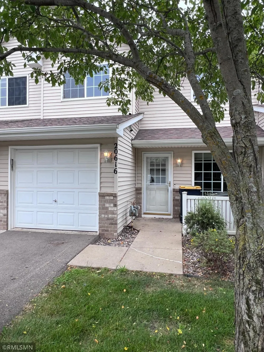 20616 Erin Way #74 Farmington, MN 55024