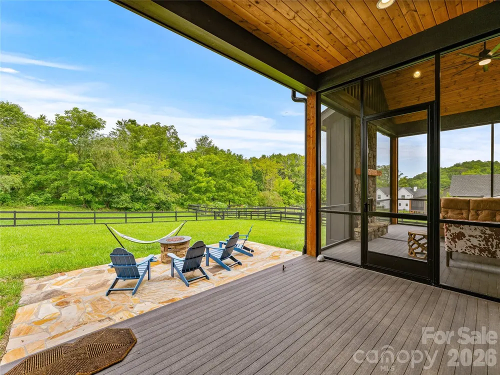 258 Mavrick Drive #26R Mills River, NC 28759
